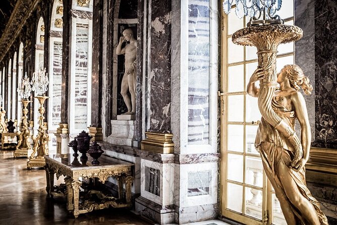 Versailles Palace Museum With Audio Guide - Experiencing the Temporary Exhibitions