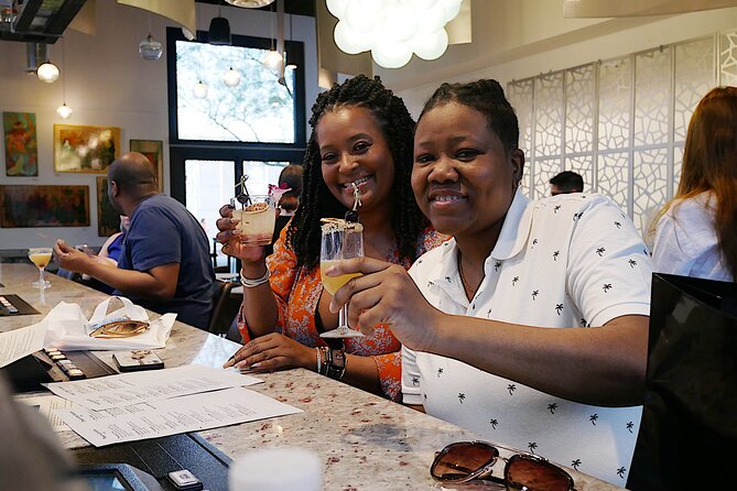 Vintage Shopping Tour of the Arts District With 100 Photos, Champagne and Lunch - Accessibility Features