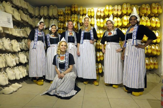 Volendam Cheese Farm Private Tour in Traditional Dutch Costume  - Amsterdam - Cheese Tasting and Traditional Dutch Attire
