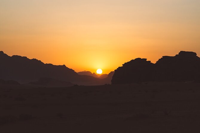 Wadi Rum Desert Sunset Tour - Exploring Wadi Rums Landscapes