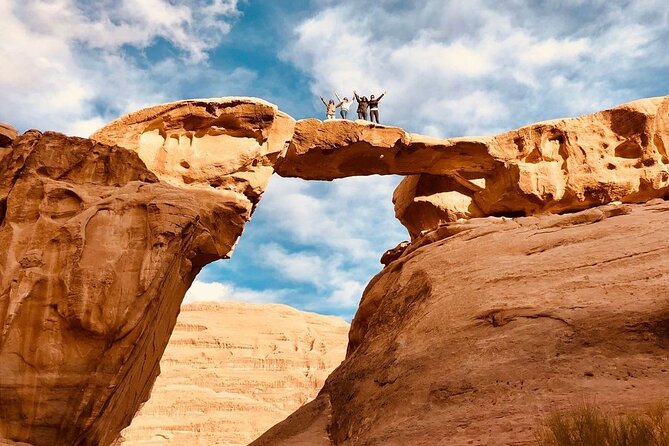 Wadi Rum Full Day Jeep Tour + Overnight in Bedouin Camp & Dinner - Preparing for the Overnight Adventure