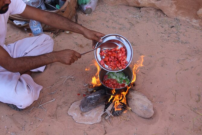Wadi Rum Full Day Jeep Tour - Operating Hours