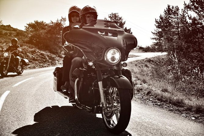 Walk on a Harley Davidson, Half Day Passenger Duet With Your Guide - Preparing for the Adventure