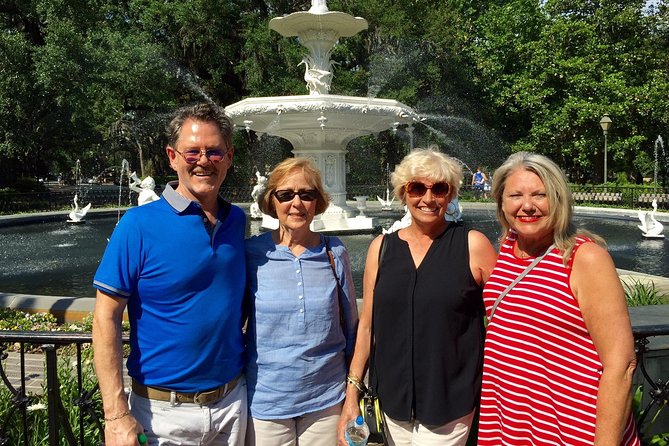 Walking Tour of Savannahs Historic District - Encounter Savannahs Captivating Personalities