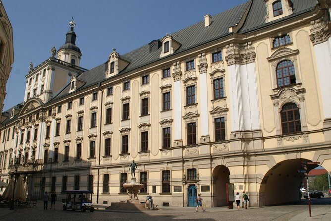 Wroclaw Tour With Electric Bus, 2 H (English Guide) 5-13 People - Highlights of Wroclaw
