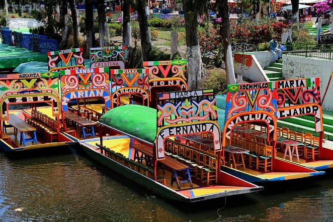 XOCHIMILCO & COYOACAN (Private) - Exploring Coyoacan