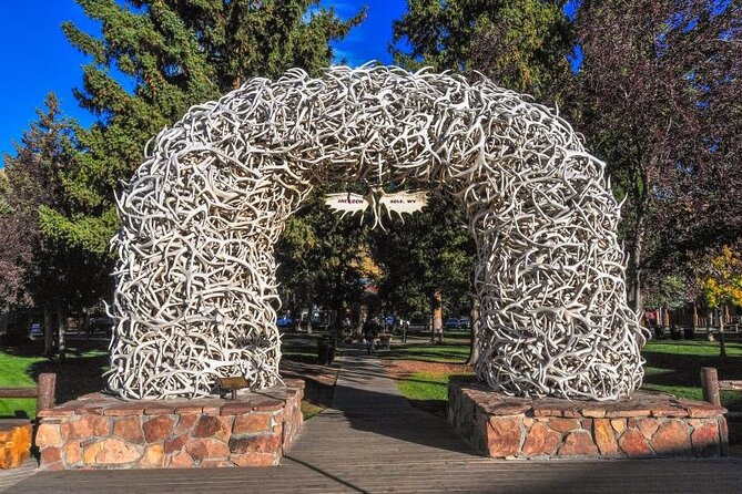Yellowstone & Grand Teton National Parks: Small Group 6-Day Tour - Indulging in Culinary Delights and Activities