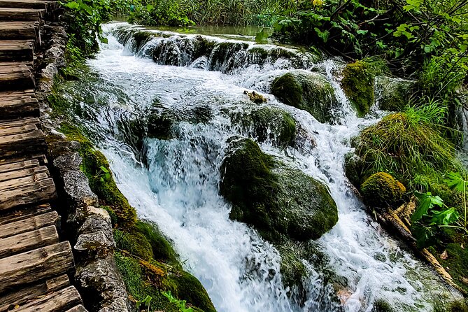 Zagreb to Split via Plitvice Lakes - Private Transfer With a Visit to Plitvice - Accessibility and Dress Code
