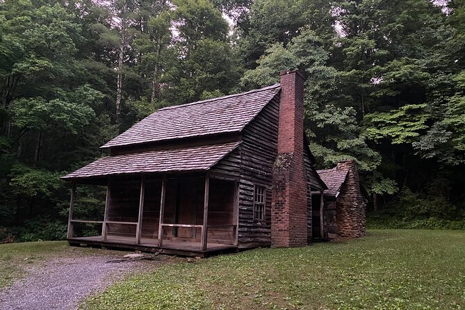 5 Hour Tour of the Mountain Heritage of Cades Cove - About Your Stay