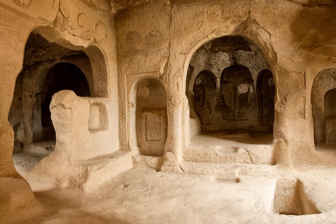 2 Days Cappadocia Express Package Tour From Istanbul - Accommodation and Dining