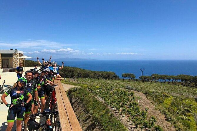 2-Hour E-Bike Tour With Wine Tasting in Tenuta Delle Ripalte - E-Bike Experience