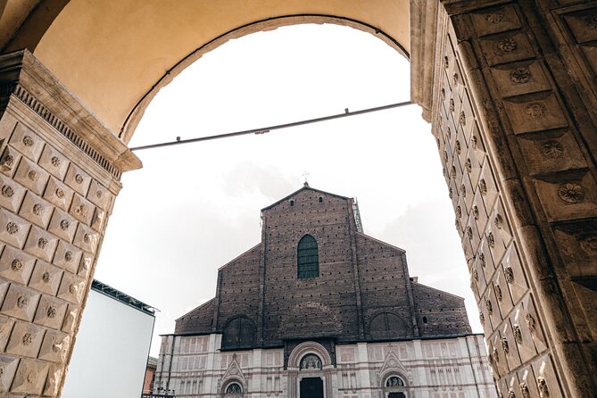 2-Hour Walking Tour Discovering the Musical Side of Bologna - Tracing Musical Footsteps