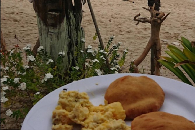 2D/1N Private Cabin Over-the-Ocean INCL Meals & Day Tour - Questions About Your Stay