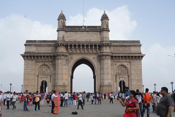 3 Days Complete Mumbai Tour Inclusive of Bollywood Studio Experience - Accessibility Features