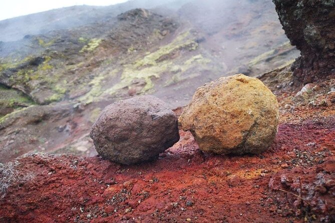 3 Hours Mount Vesuvius Crater Visit From Pompeii - Exploring the Crater