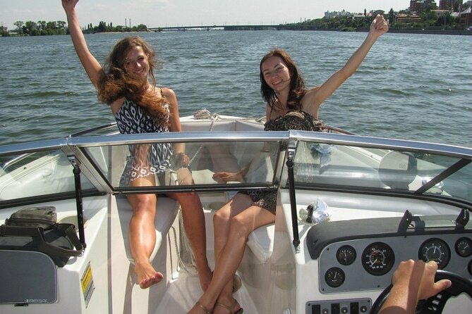 4 Hours Tailored Private Boat Tour Como Lake - Scenic Highlights