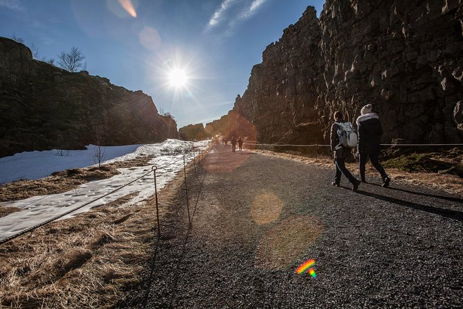 5-Day Northern Lights Hunt & Glacier Lagoon Tour - Accessibility and Participation