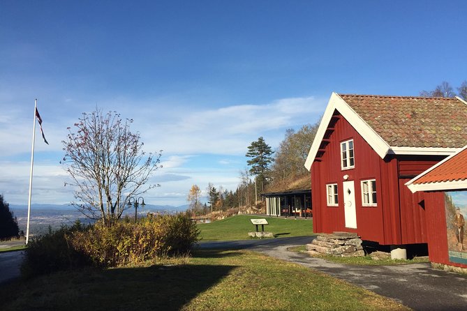 7 Hours Private Limousine Tour Combined Oslo & Tyrifjord Including the Twist - Pickup and Meeting Information