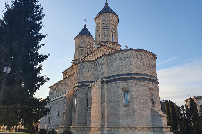 8 Day Guided Tour in Romania From Bucharest - Hike Through Stunning Bucovina Monasteries