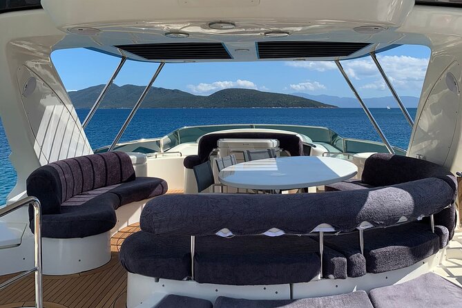 8 Hour Private Yacht Cruise in Delos Rhenia Mykonos Ferretti 830 - Yacht Model and Specifications