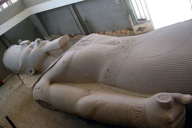 8-Hours Tour to Giza Pyramids, Sphinx, Sakkara Pyramids & Memphis - Exploring the Giza Pyramids