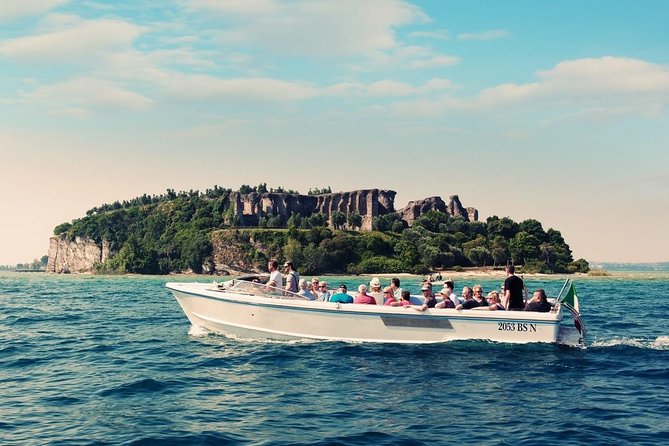 A Walking Tour and a Mini-Cruise in Sirmione - What to Expect