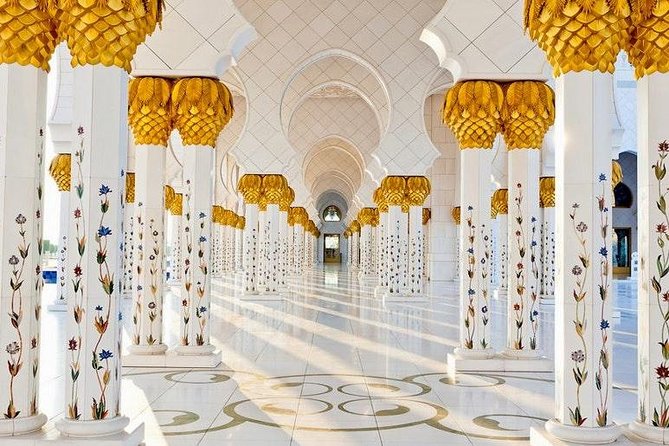 Abu Dhabi City Tour, Emirates Palace, Grand Mosque, Louvre Museum - Emirates Palace Grandeur