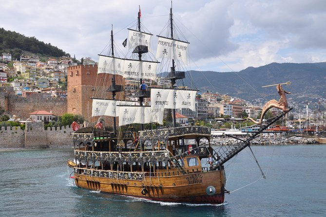 Alanya: Pirates Boat Tour With Lunch and Non-Alcoholic Soft Drinks - Swimming Breaks and Lunch