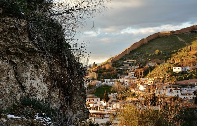Albayzin and Sacromonte Private Tour at Sunset With Tapas - Verified Traveler Reviews