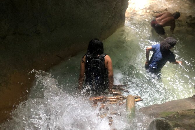 ALL INCLUSIVE Tour of the Cueva De La Virgen Water Trail - Activity Itinerary