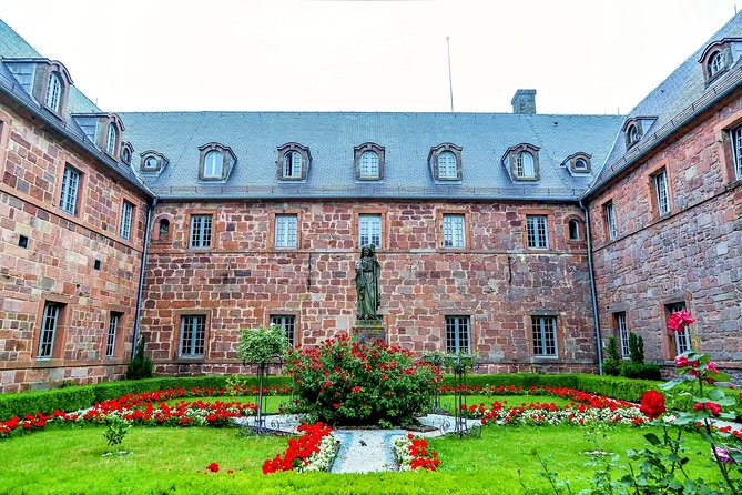 Architectural Strasbourg: Private Tour With a Local Expert - Cancellation Policy and Reviews