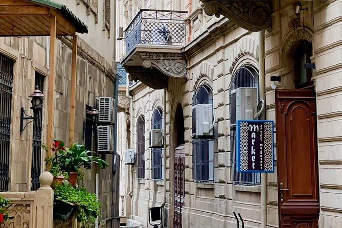 Baku: Old City Walking Tour. - Highlights of the Walking Tour
