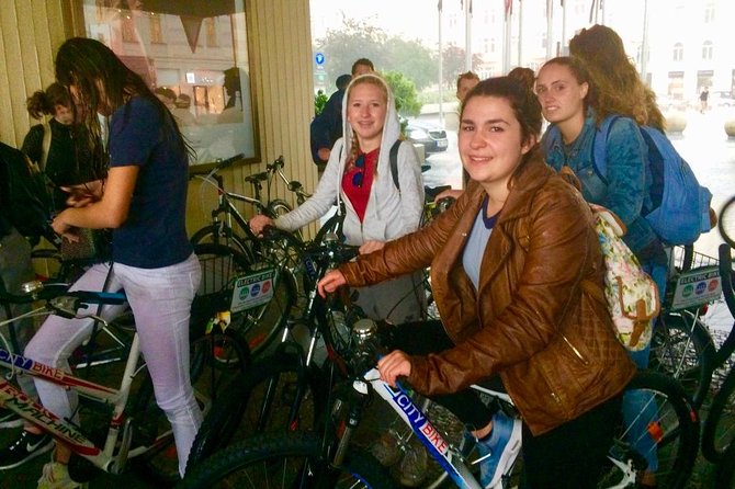 Bike Tour Through Prague in German - Exploring Scenic Sights
