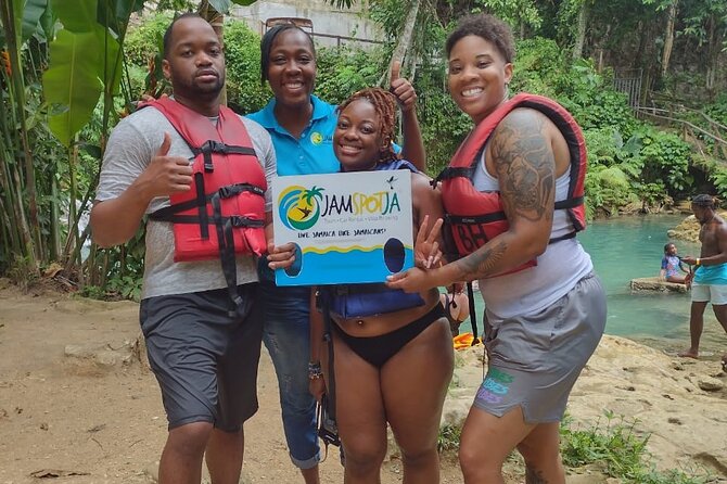 Blue Hole and Shopping in Ocho Rios Jamaica - Shopping in Ocho Rios