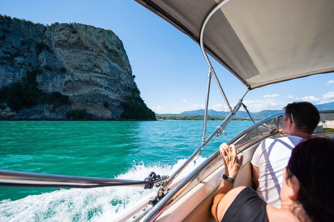 Boat Tour of the Islands of Lake Garda From Sirmione - Accessibility and Participation