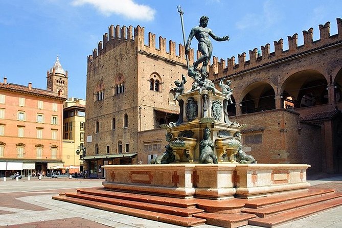 Bologna Airport Transfers : Bologna Airport BLQ to Bologna City in Luxury Van - Booking Options and Policies