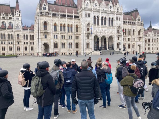 Budapest: Private Customizable Tour in French - Customer Feedback