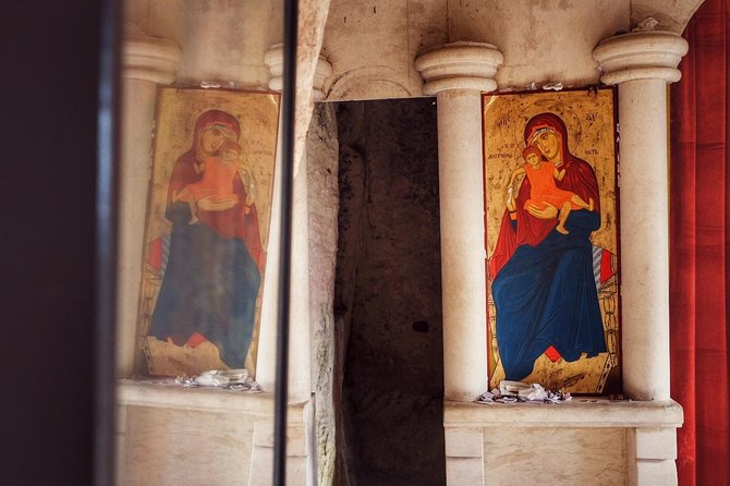 Bulgaria Full Day Tour to Veliko Tirnovo - Basarbovo Monastery Exploration