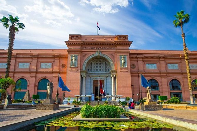 Cairo Tour From North Coast (Marsa Matruh)To(Pyramids- Musem-Khan El Khalili) - Exploring the Museum
