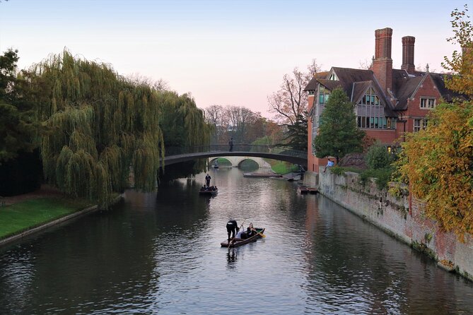 Cambridge Tour App, Hidden Gems Game and Big Britain Quiz (1 Day Pass) UK - Exploring the Big Britain Quiz