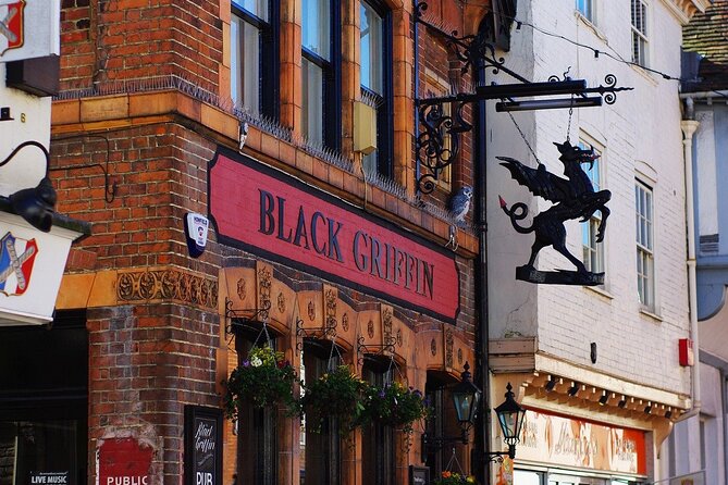 Canterbury Tour App, Hidden Gems Game and Big Britain Quiz (1 Day Pass) UK - Competing in the Big Britain Quiz