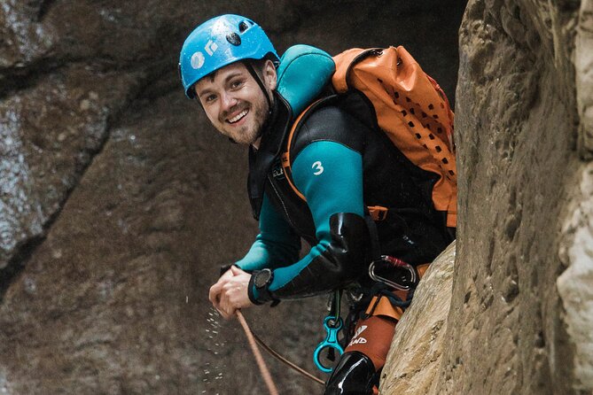 Canyoning Half Day - Heart Creek - Beginner Friendly - Group Size and Age Requirements