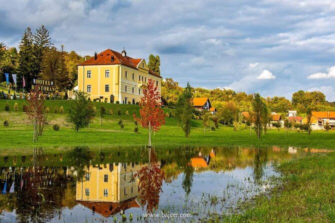 Castle Trakoscan and Museum Private Day Tour From Zagreb - Scenic Route to the Castle