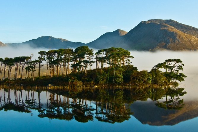 Castles of Connemara Tour Departing Galway City. Guided. Full Day - Exploring Kylemore Abbey