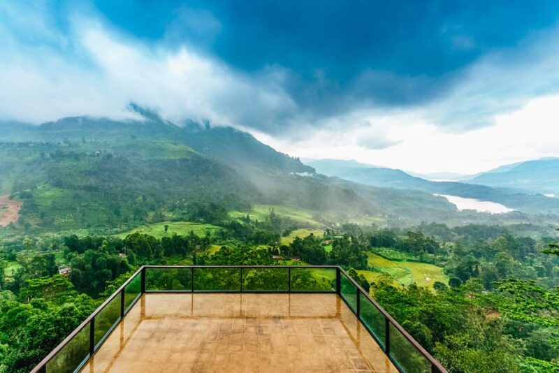 Central Sri Lanka: Ramboda Falls and Tea Factory Tour - Guided Experience