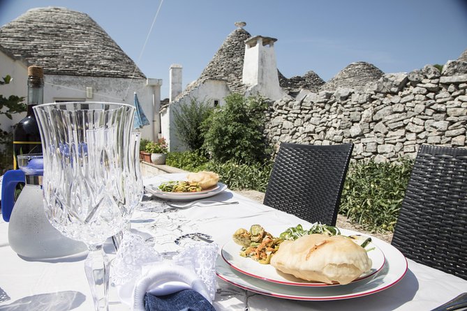 Cesarine: Home Cooking Class & Meal With a Local in Alberobello - Tasting and Dining Details