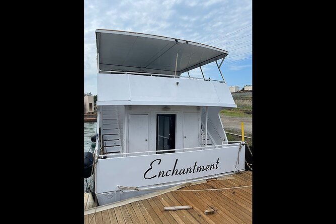 Chicago Skyline Tiki Chic Party Cruise on Lake Michigan - Parking Considerations