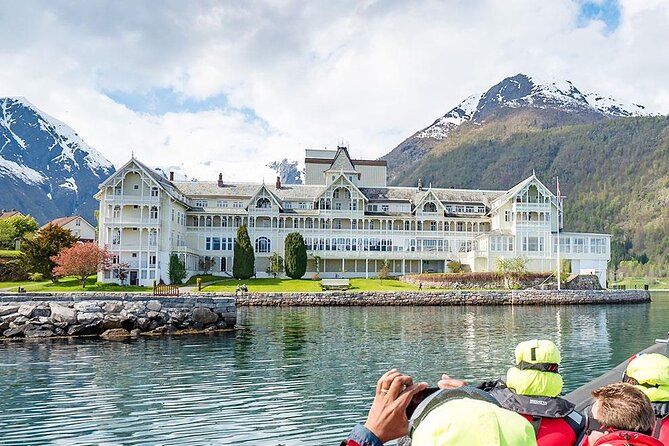 Cidery Day Tour With a Fjord Cruise From Vossevangen - Transportation and Accessibility: Seamless Experience