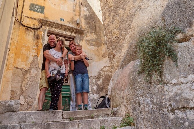 Corfu Photoshoot Session With Private Photographer - Capturing Picturesque Moments in Corfu