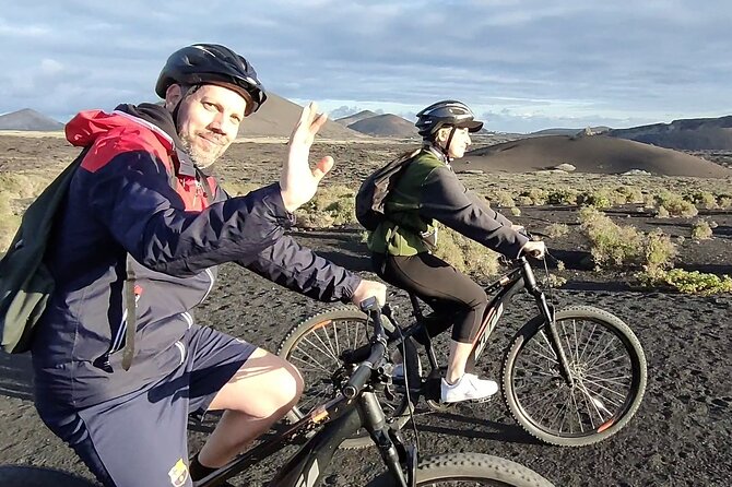 Cycle Among Volcanoes: Discover the Essence of Lanzarote - Discover the Volcanic Landscape
